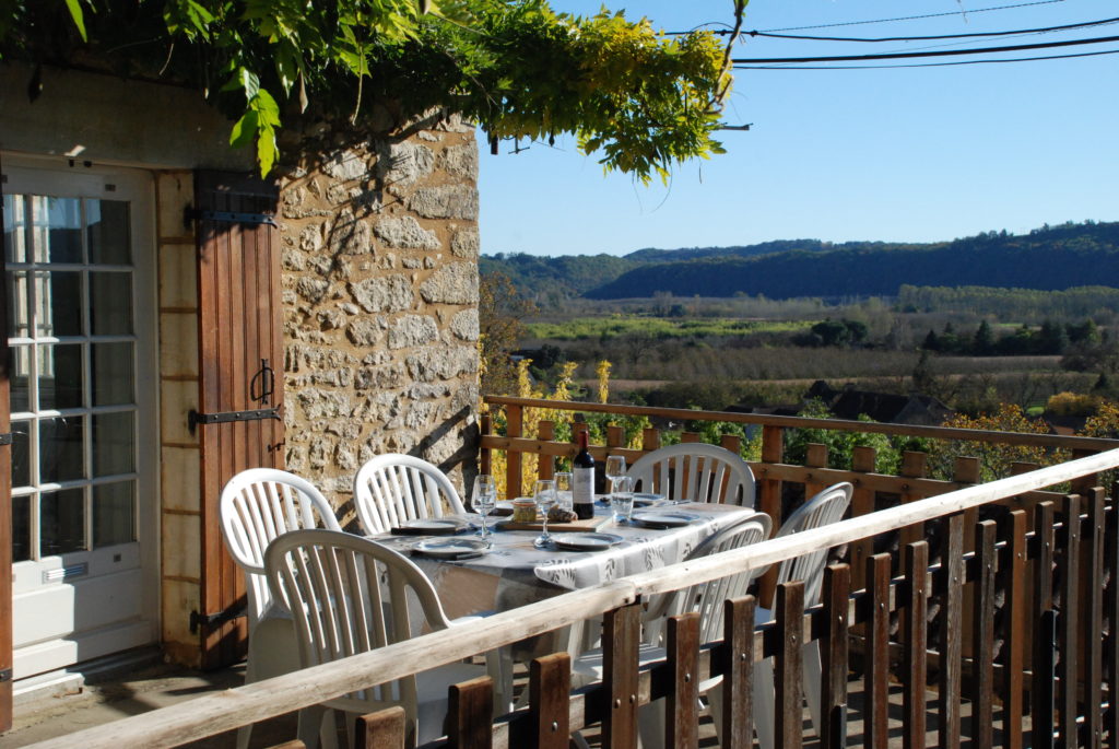 Vue panoramique sur la vallée de la Dordogne